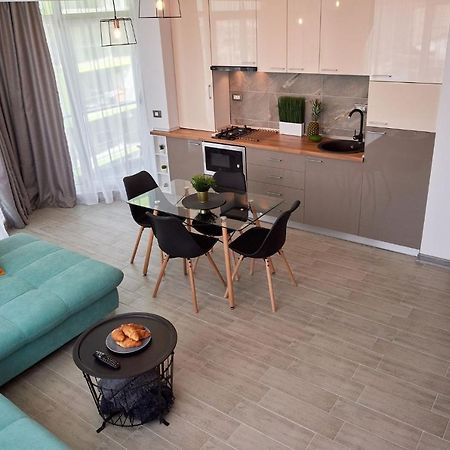 Black Sea Estate Apartment Spa N Pool Beach Resort Năvodari Екстериор снимка
