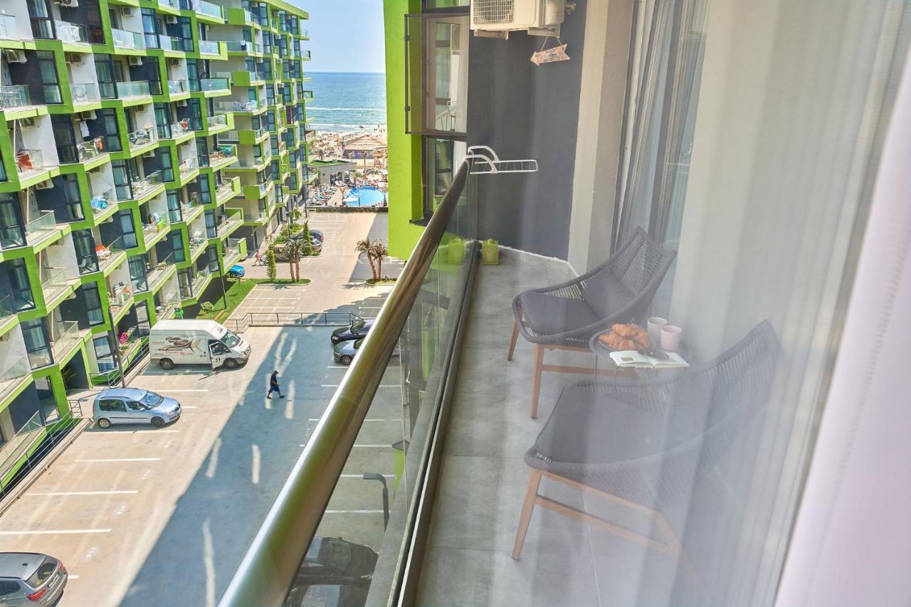 Black Sea Estate Apartment Spa N Pool Beach Resort Năvodari Екстериор снимка