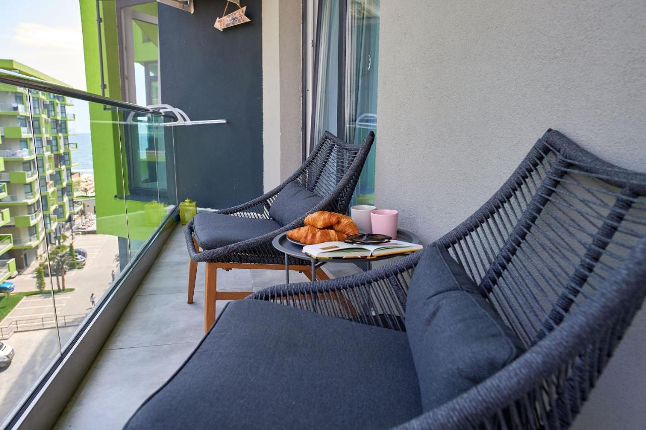Black Sea Estate Apartment Spa N Pool Beach Resort Năvodari Екстериор снимка