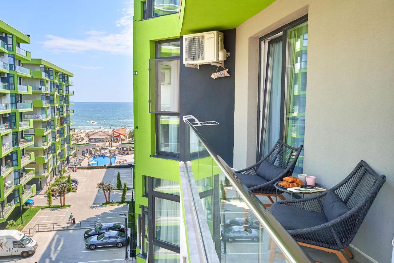 Black Sea Estate Apartment Spa N Pool Beach Resort Năvodari Екстериор снимка