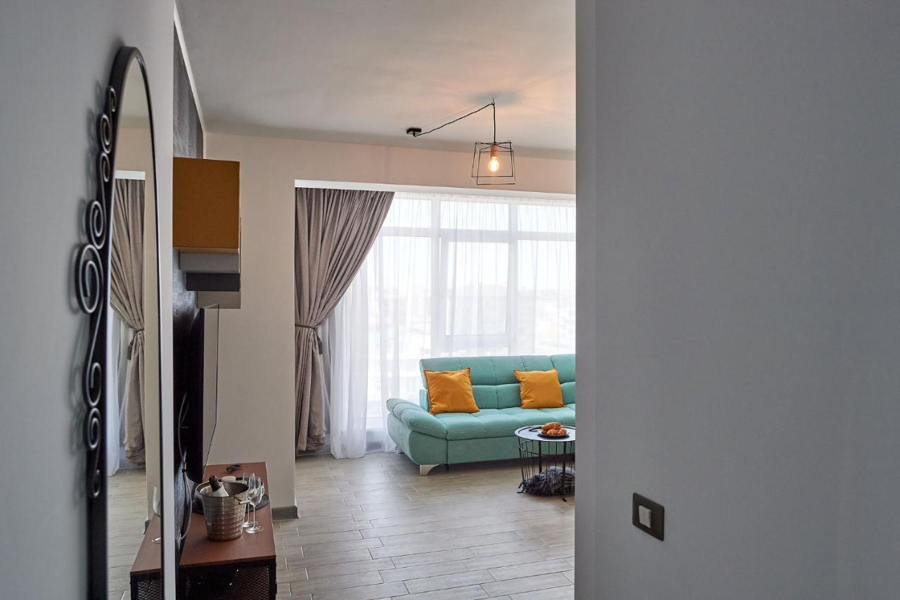 Black Sea Estate Apartment Spa N Pool Beach Resort Năvodari Екстериор снимка