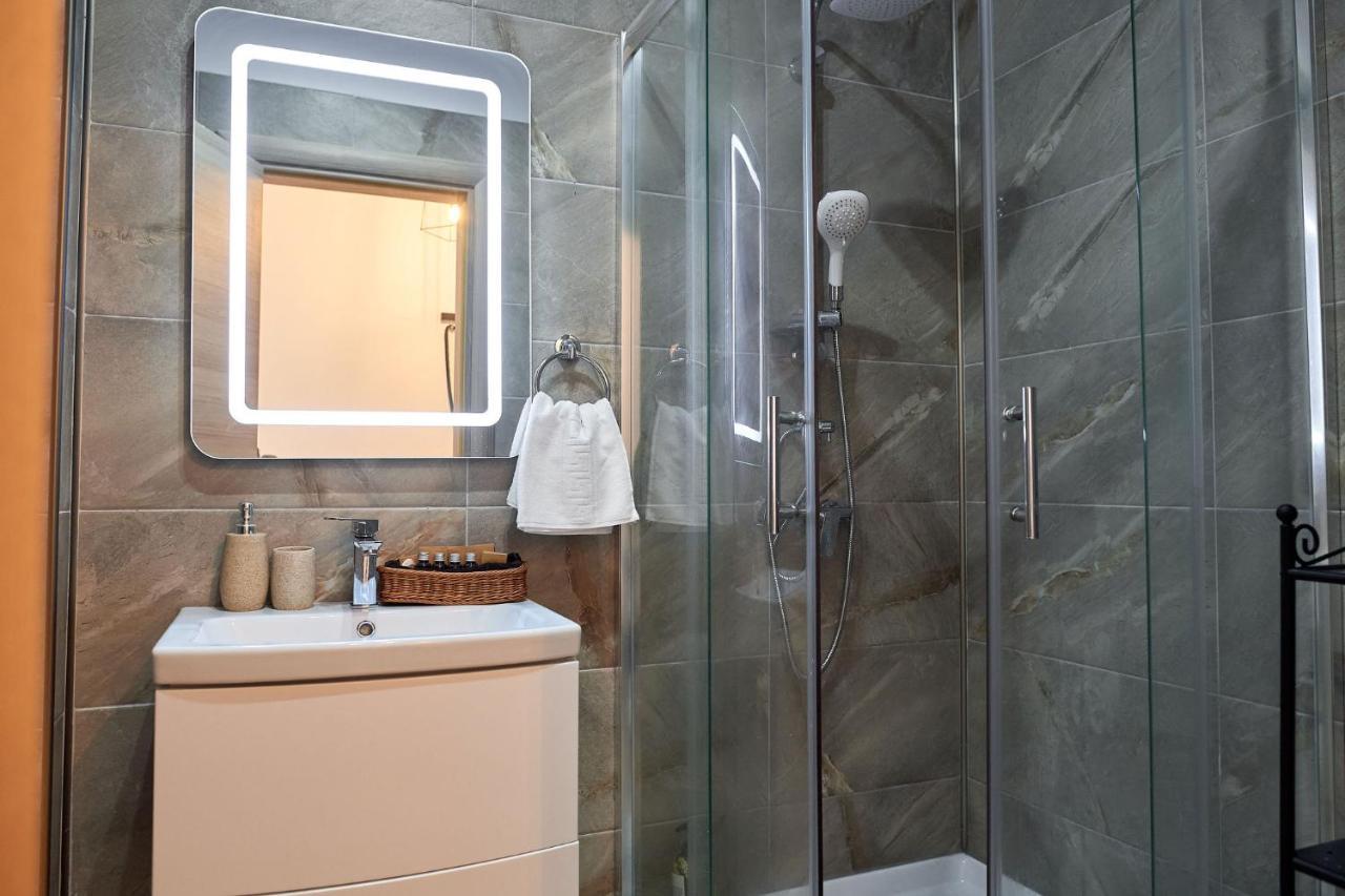 Black Sea Estate Apartment Spa N Pool Beach Resort Năvodari Екстериор снимка