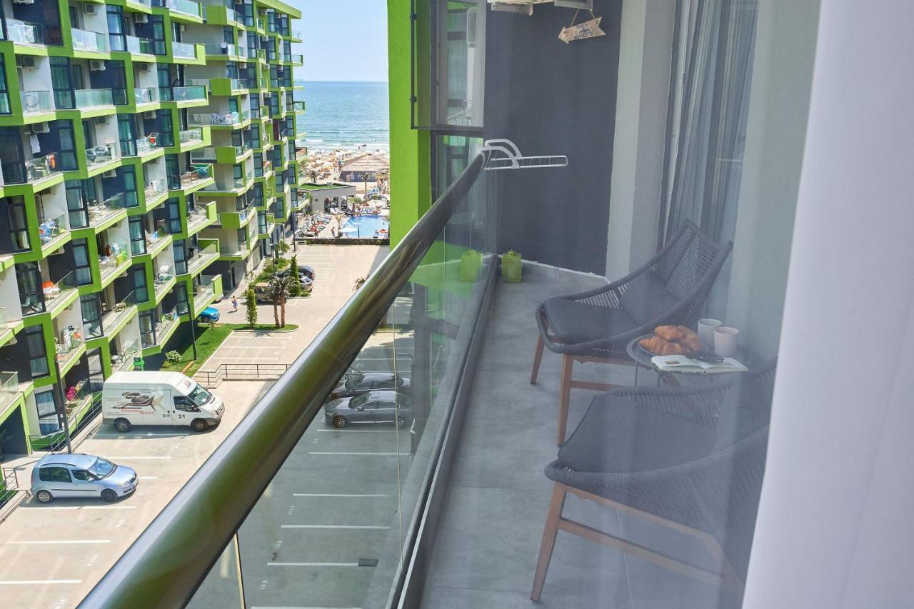 Black Sea Estate Apartment Spa N Pool Beach Resort Năvodari Екстериор снимка