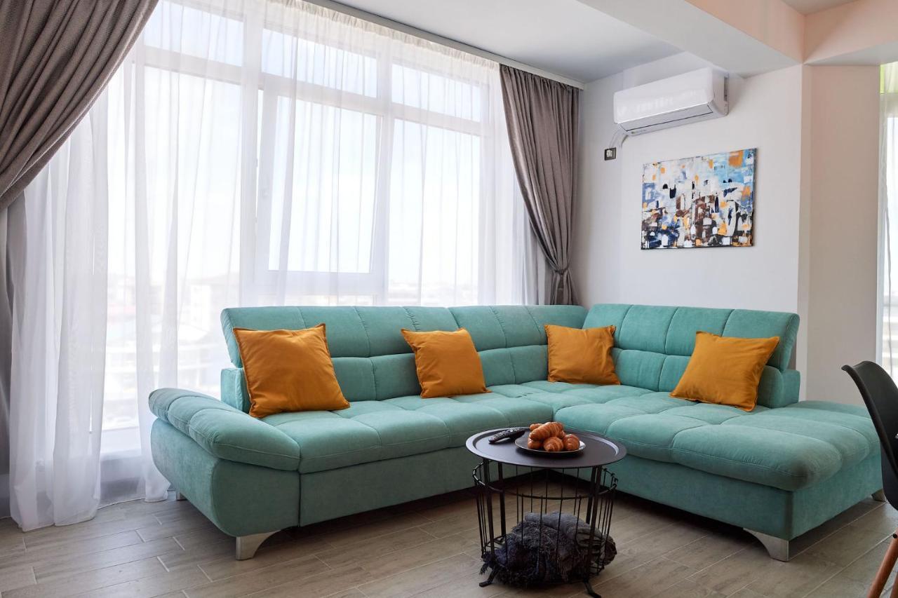 Black Sea Estate Apartment Spa N Pool Beach Resort Năvodari Екстериор снимка