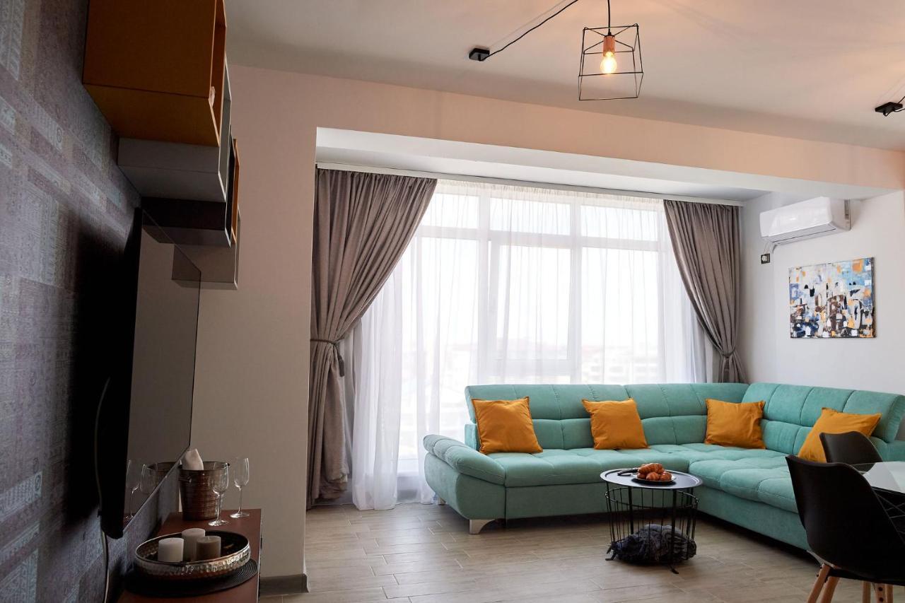 Black Sea Estate Apartment Spa N Pool Beach Resort Năvodari Екстериор снимка